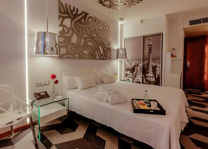 Evenia Rossello 4*