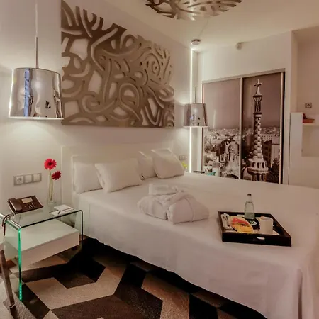 Evenia Rossello 4*